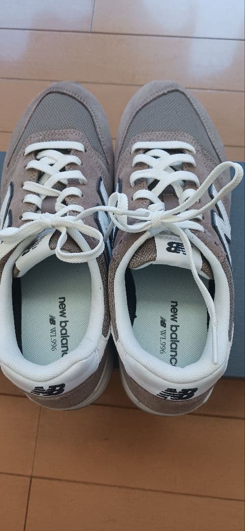 ニューバランス　996　ブラウン