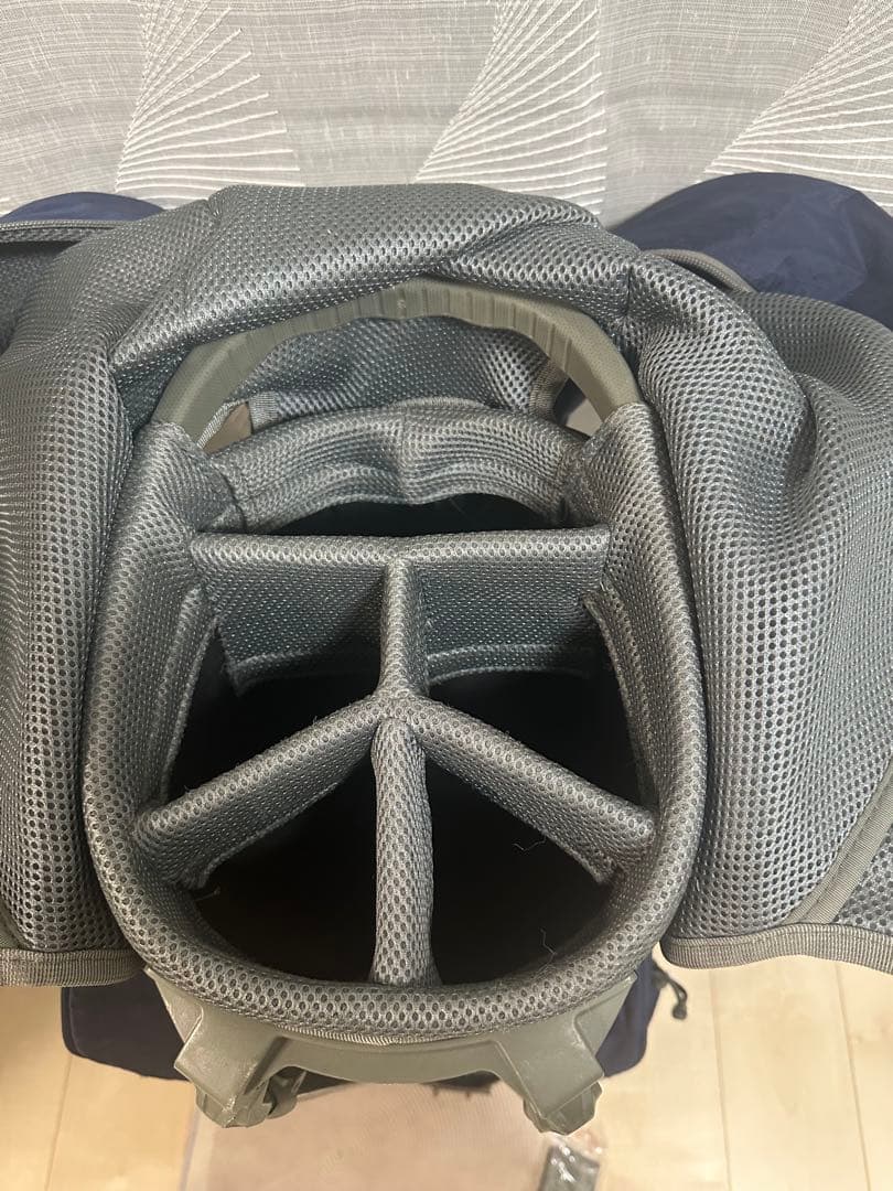 BRIEFINGキャディバッグ3.1kg 9.5型 CR-4