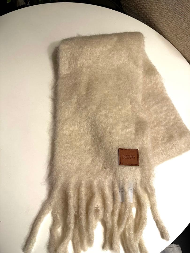 LOEWE フリンジマフラー