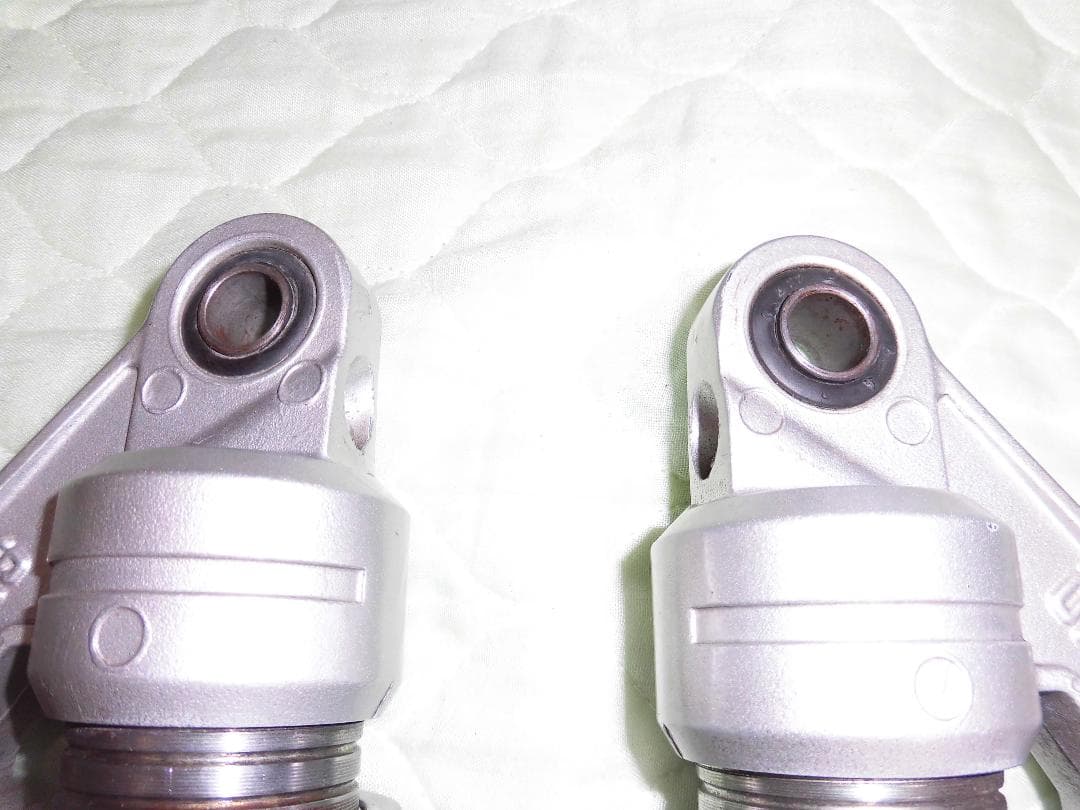 XJR 1200 オーリンズ　リアサスペンション　ＸＪＲ400にも