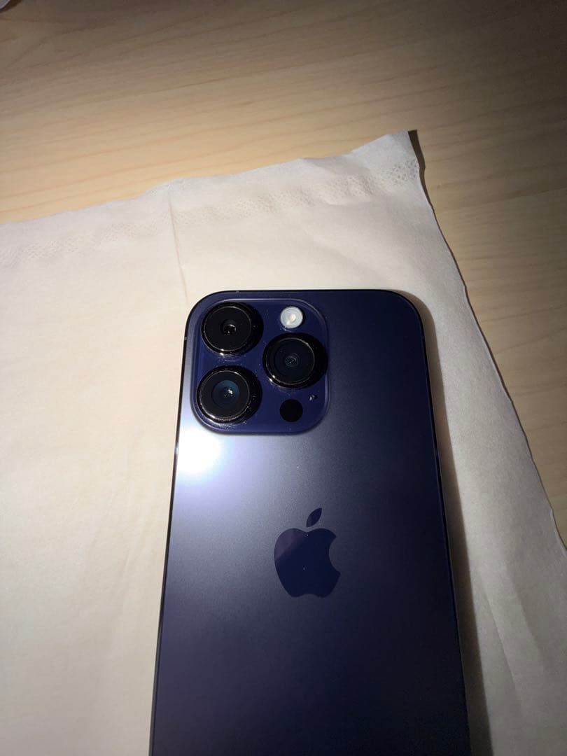 美品　Apple iPhone 14 Pro 256GBディープパープル