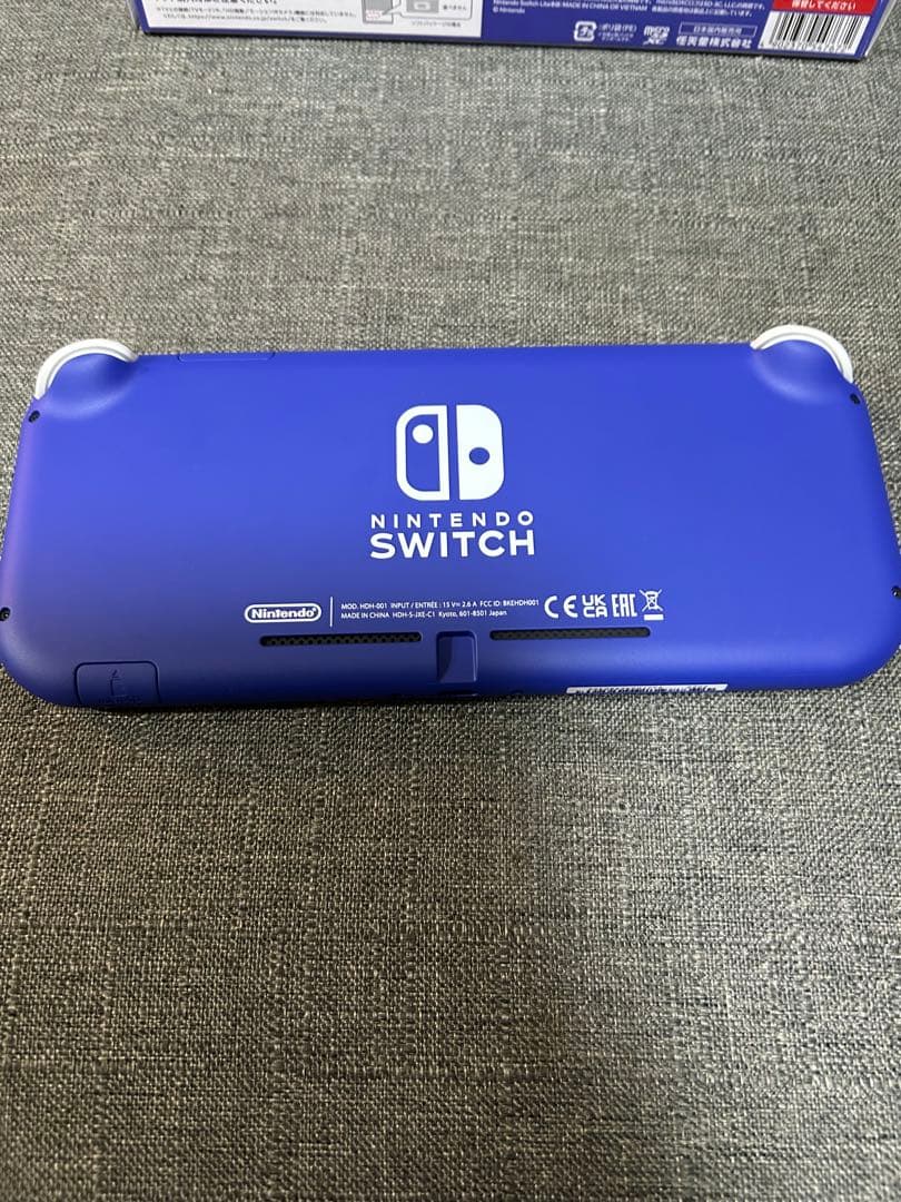 Nintendo SwitchLite Switchライト ブルー