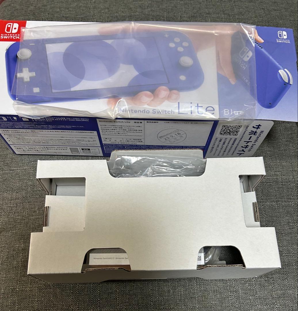 Nintendo SwitchLite Switchライト ブルー