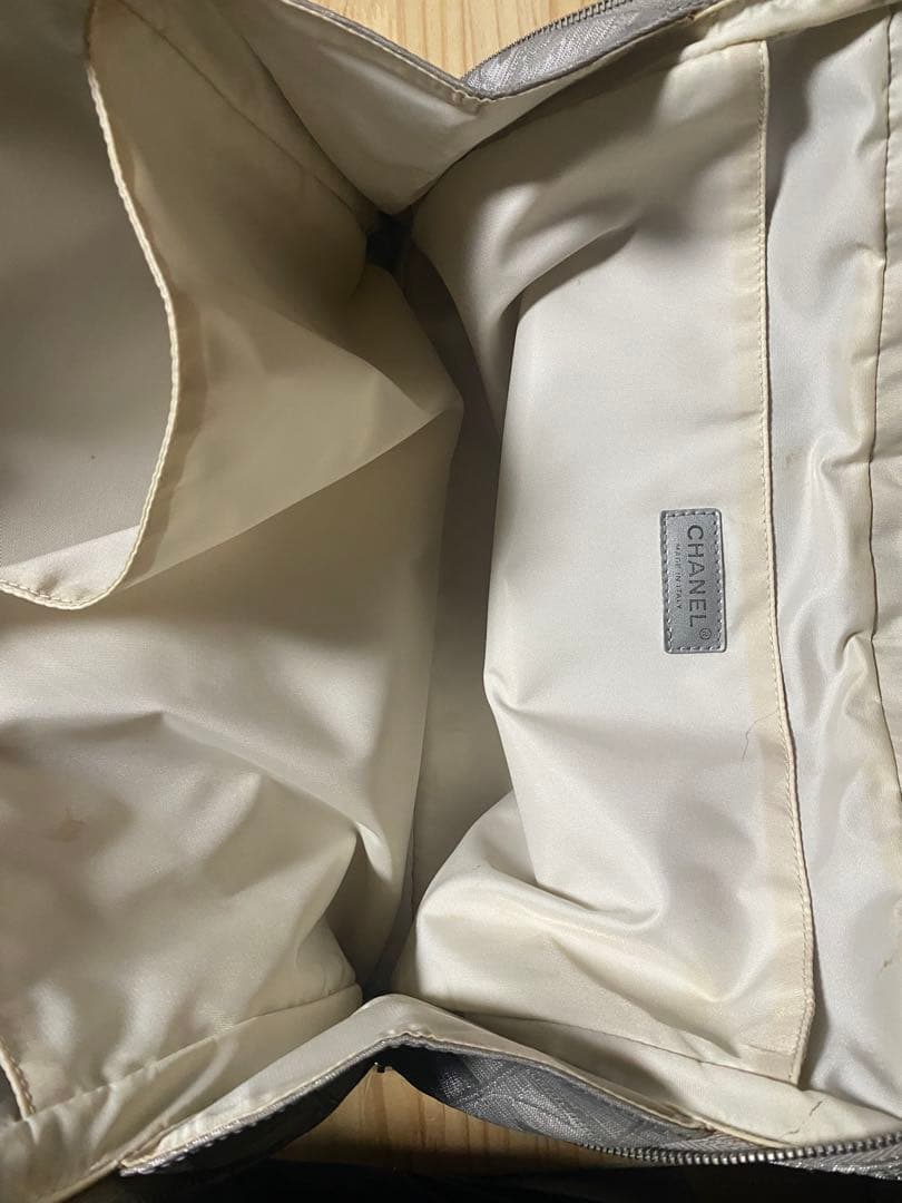 【値下げ】CHANELシャネル　ニュートラベルライン　ハンドバッグシルバー