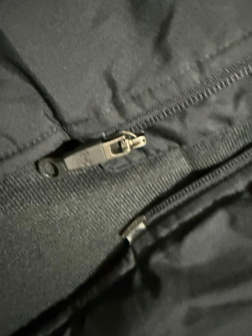 アンダーアーマー廃盤STORMコールドギア　ベンチコートLG