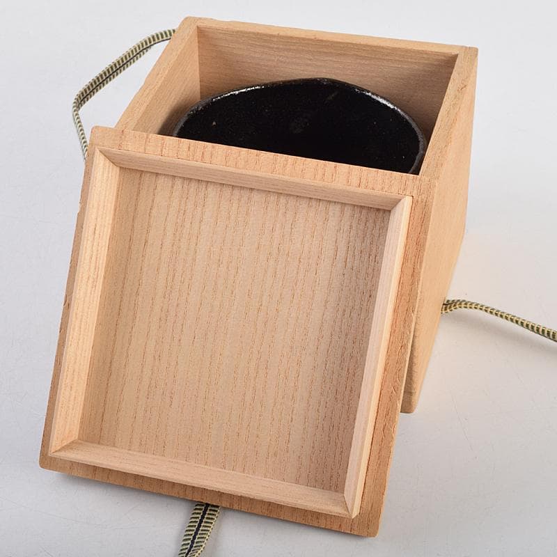 茶道具　楽吉左衛門　黒楽茶碗　時代箱付 　V　R9407