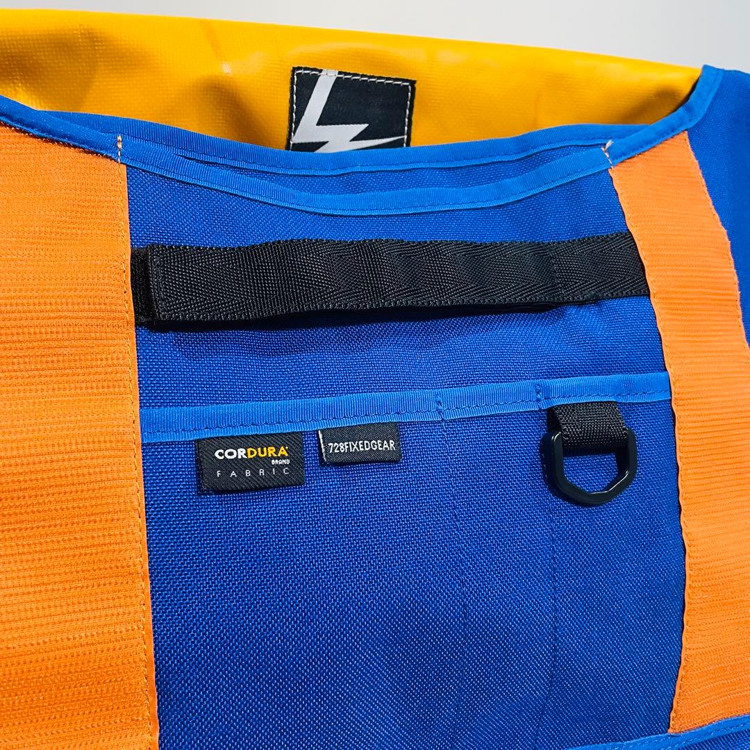 【美品!】LARSラーズ メッセンジャーバッグLIFESTYLEMSSNGR 青