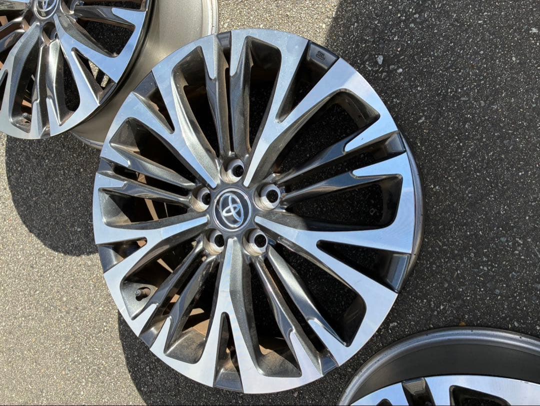 トヨタ ヤリスクロス 純正 18インチ ホイール 4本