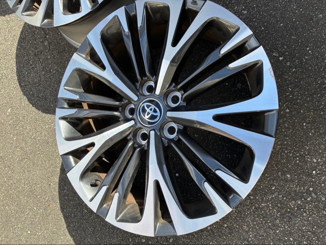 トヨタ ヤリスクロス 純正 18インチ ホイール 4本