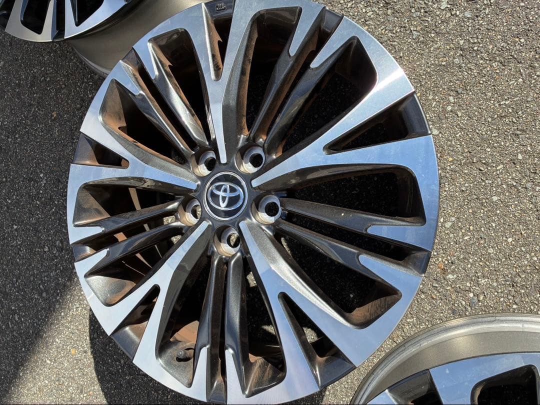トヨタ ヤリスクロス 純正 18インチ ホイール 4本