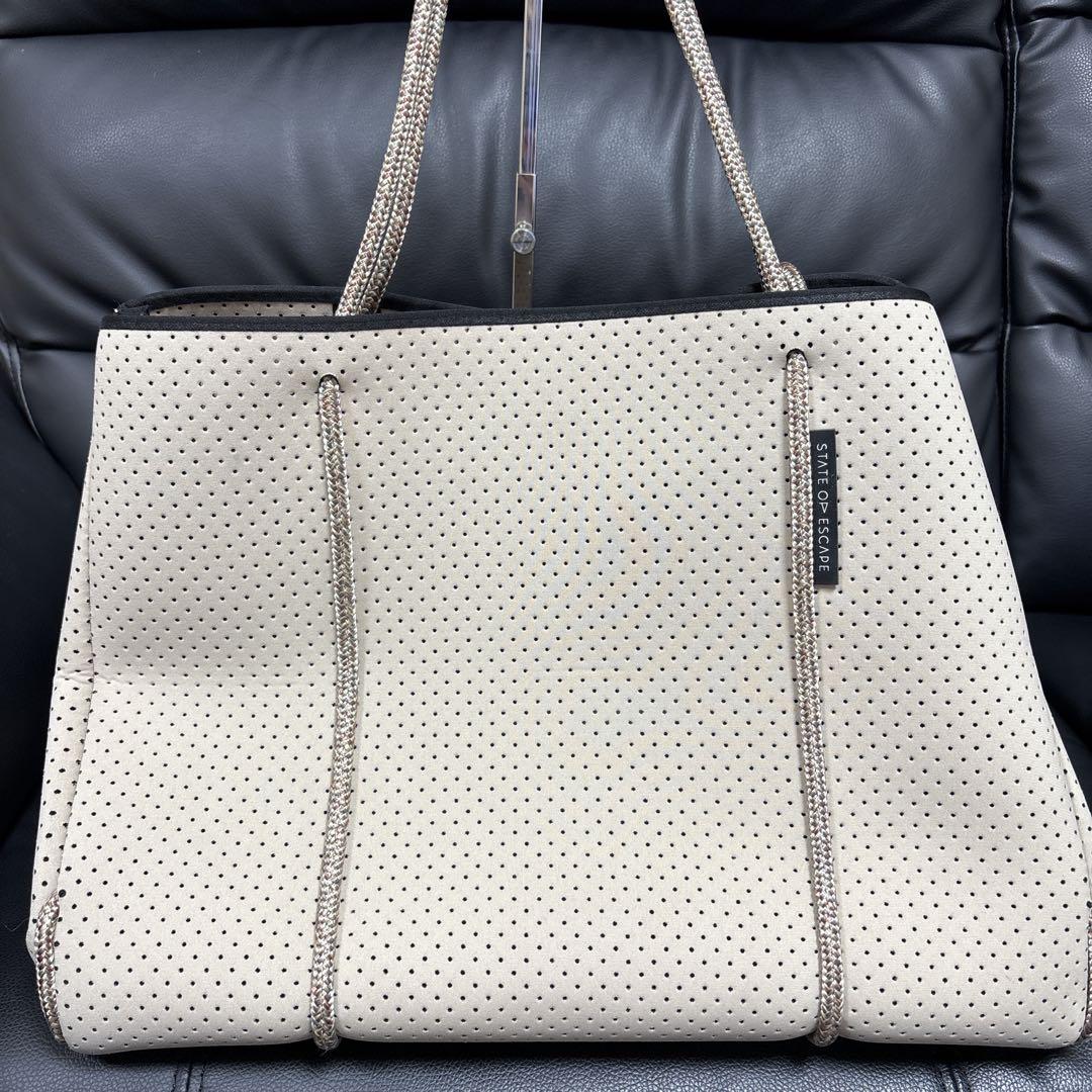 【大人気】極美品　ステイトオブエスケープ　 トートバッグ　ベージュ　大容量