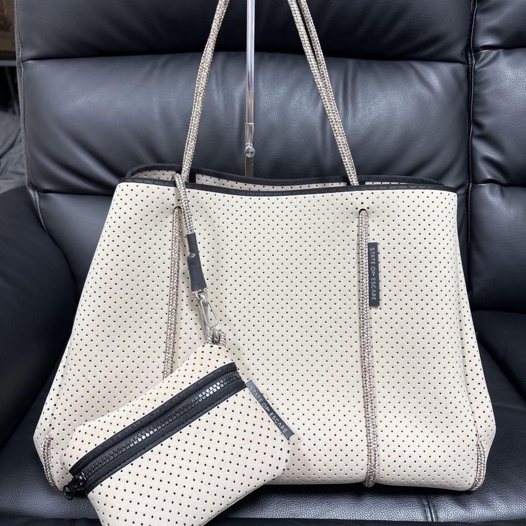 【大人気】極美品　ステイトオブエスケープ　 トートバッグ　ベージュ　大容量