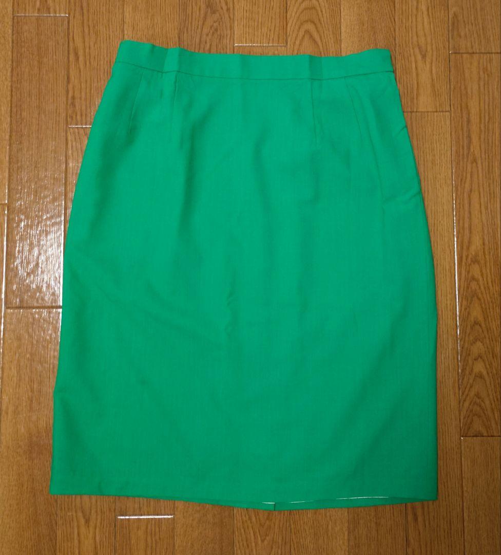 イブサンローラン　グリーン　セットアップ