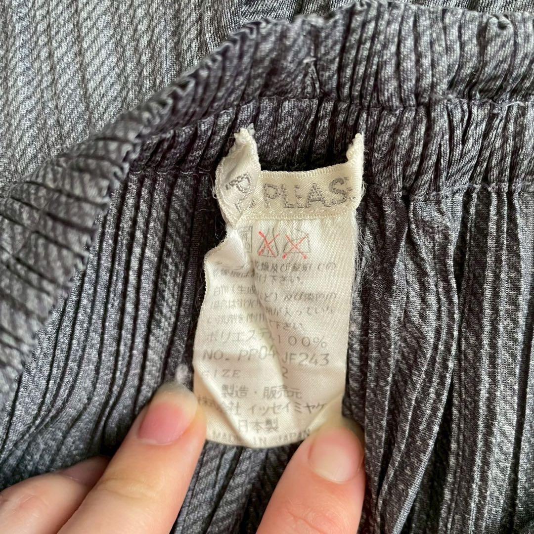 PLEATS PLEASE プリーツプリーズ　イッセイミヤケ　ワイドパンツ　2