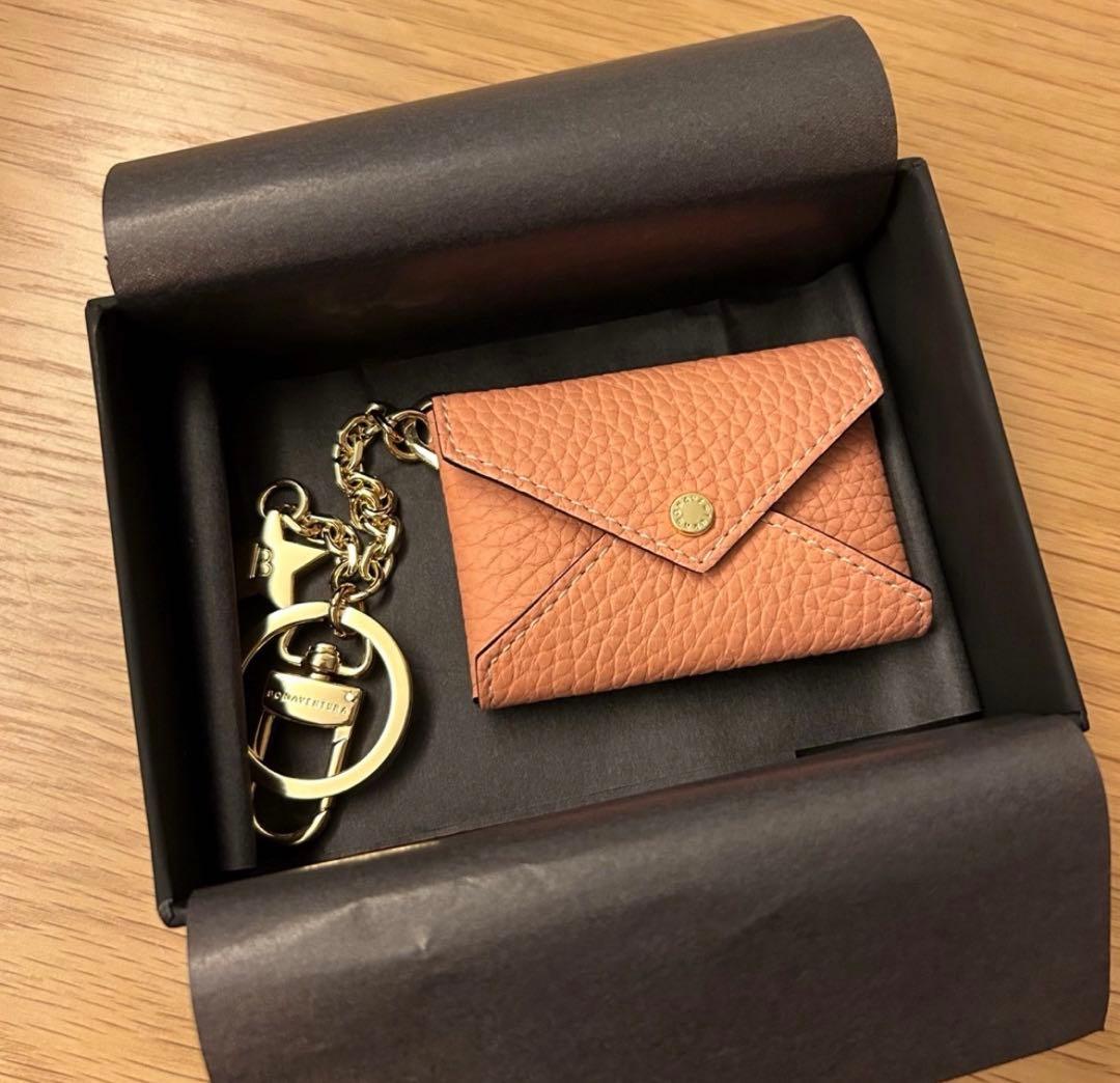 ボナベンチュラ　スターチェーンキーホルダー　シュリンクレザー　ピンク