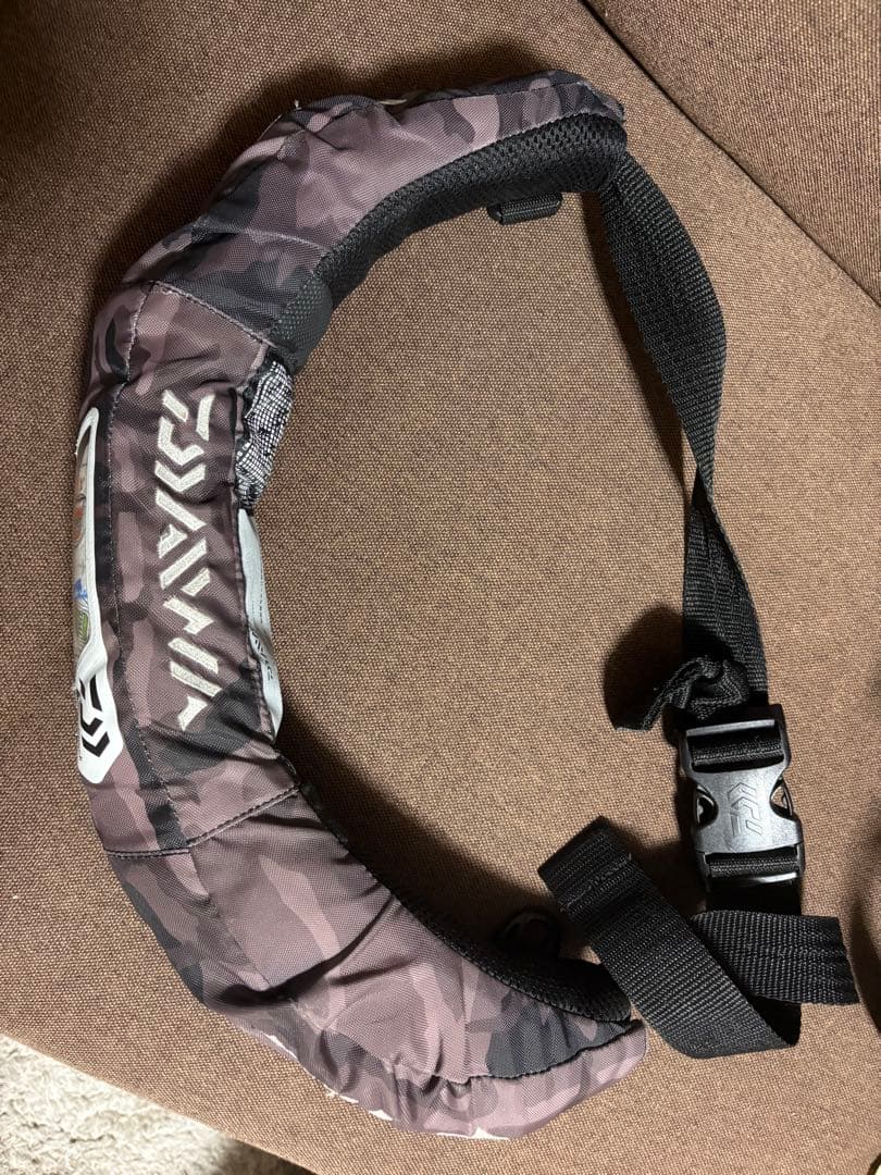 DAIWA ライフジャケット 23097 迷彩