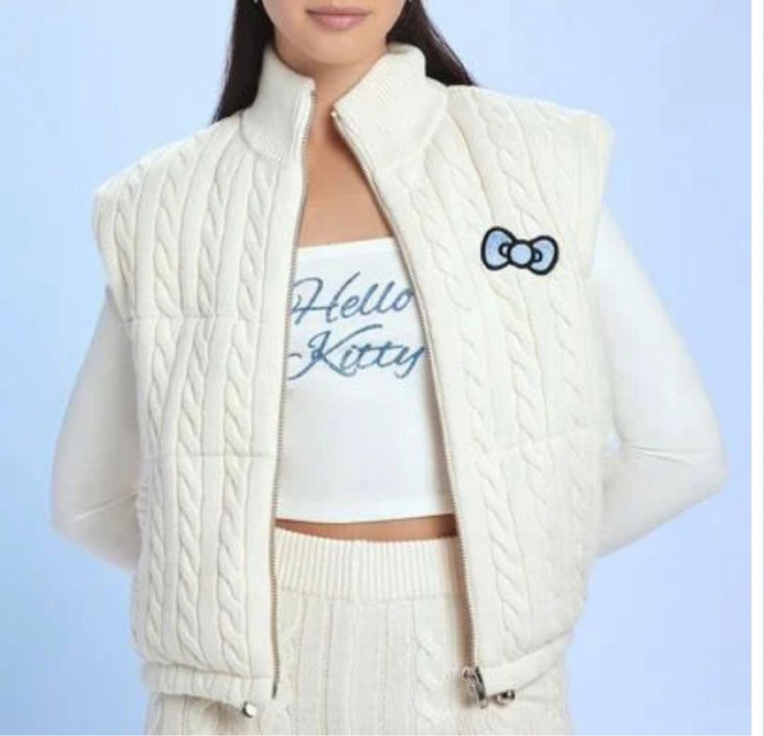 【新品】Forever21 サンリオ コラボ ニットベスト キティちゃん
