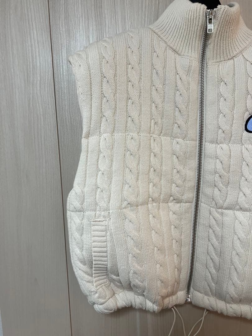 【新品】Forever21 サンリオ コラボ ニットベスト キティちゃん