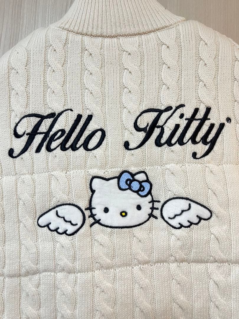 【新品】Forever21 サンリオ コラボ ニットベスト キティちゃん