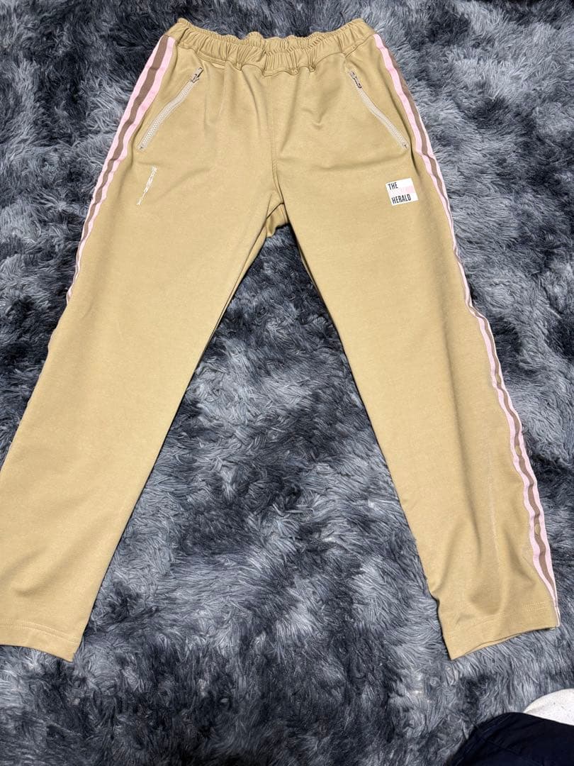 早い者勝ち‼️AMNJKセットアップLサイズ