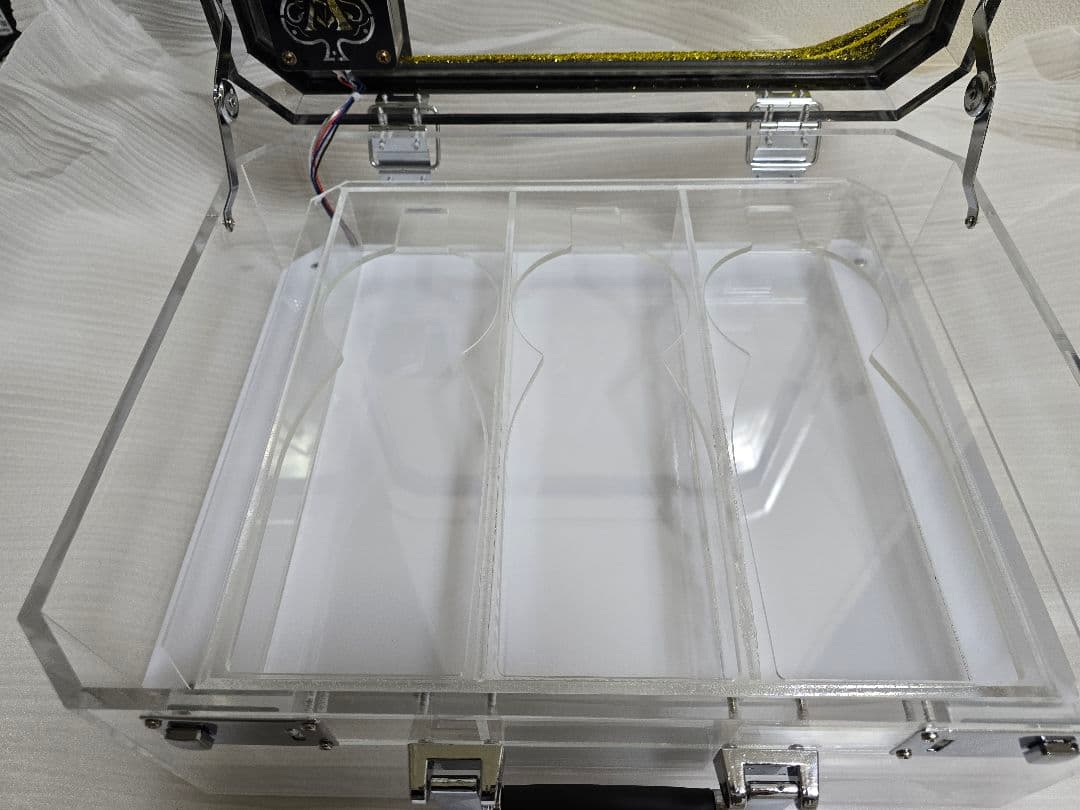 アルマンド 信号機 最新 アタッシュケース LED オイルタイプ 3本