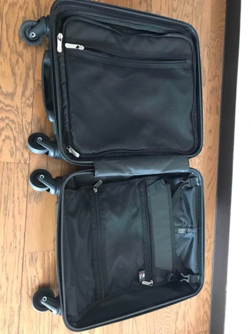 一回使用のみ美品☆ ALI-8000-14 スーツケース