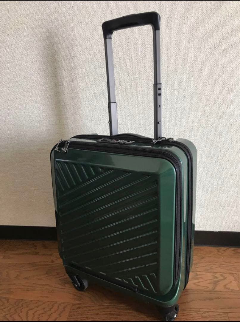 一回使用のみ美品☆ ALI-8000-14 スーツケース