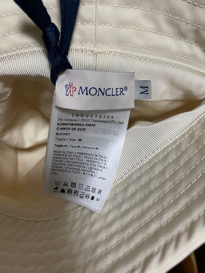 【新品】Moncler バケットハット ホワイト　モンクレール