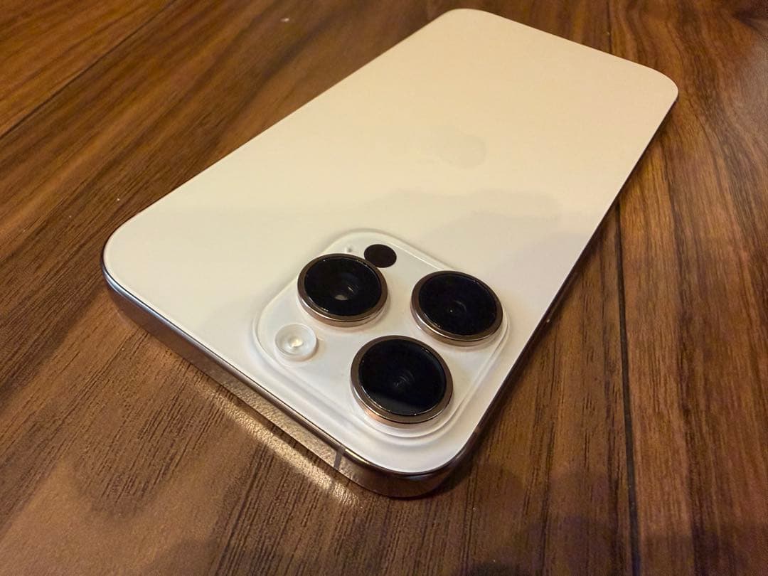 iPhone16 Pro Max 1TB デザートチタニウム