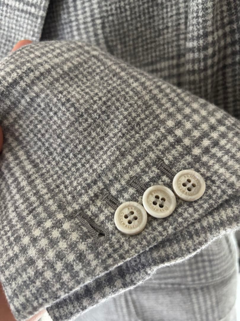 Brunello Cucinelli ウールシルクカシミヤ　48 スーツ