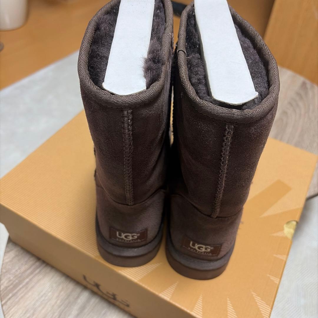 UGGムートンブーツ