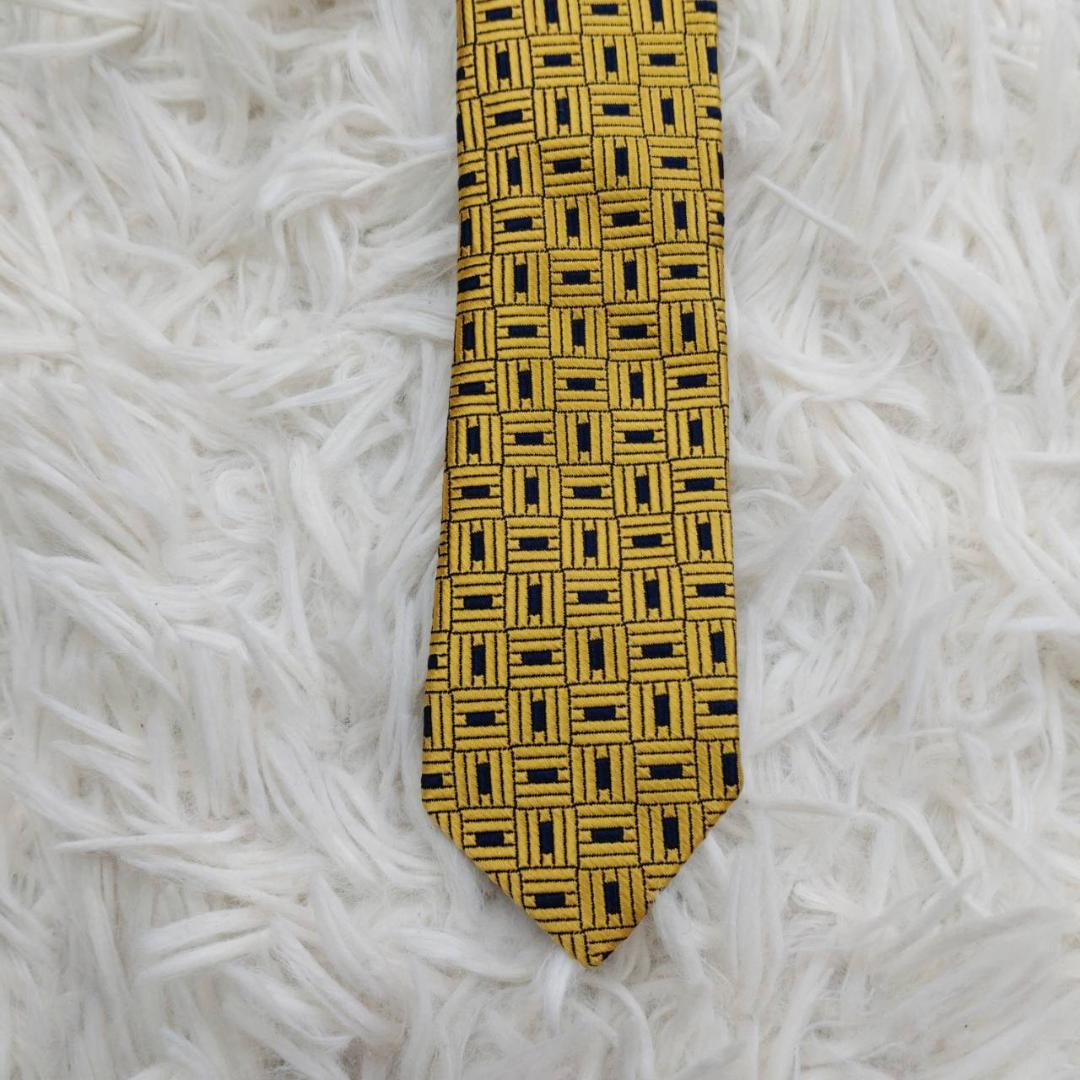 ブルックスブラザーズ 高級シルクネクタイ 総柄 ベージュ