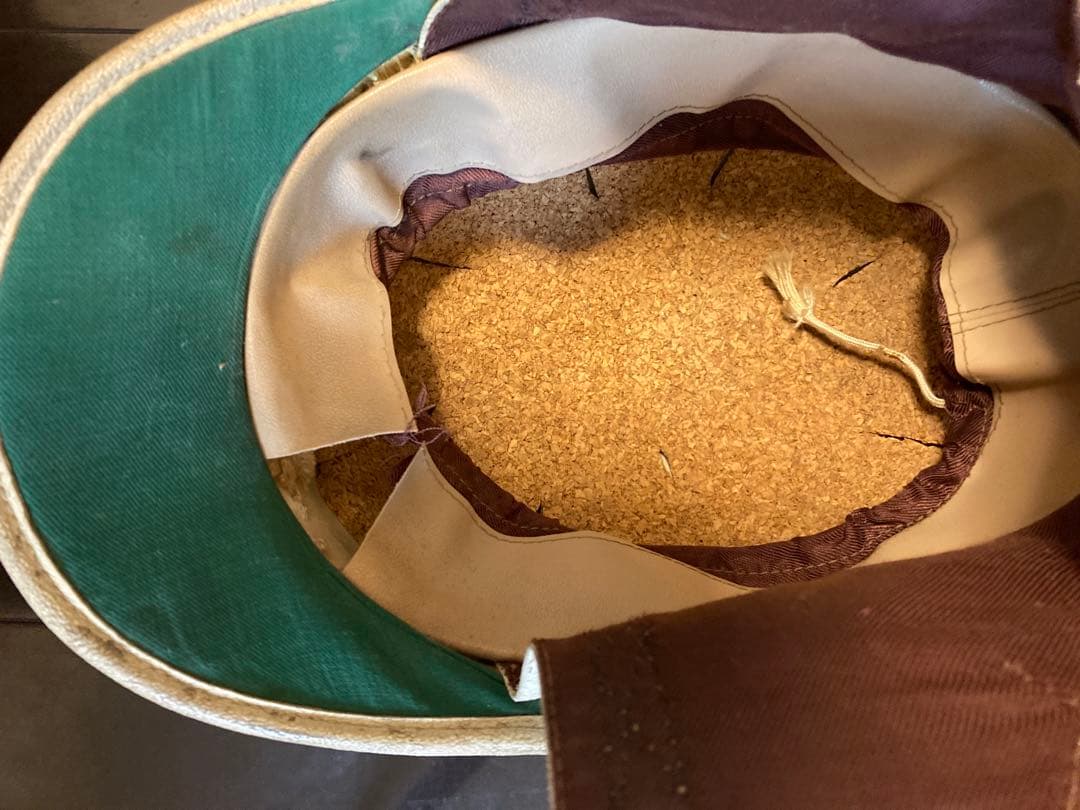 ビンテージヘルメット　オフホワイト