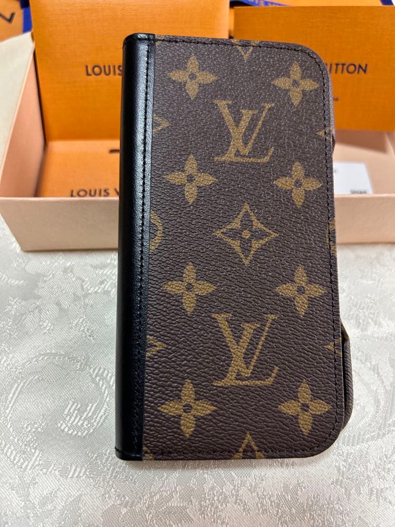 に*け様 LOUIS VUITTON モノグラムiPhone 16pro手帳型ケ