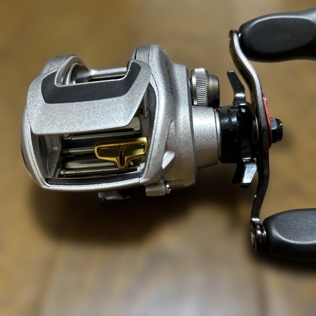 【中古品】ダイワ T3 1016SHL-TW / 1000SVスプール付き