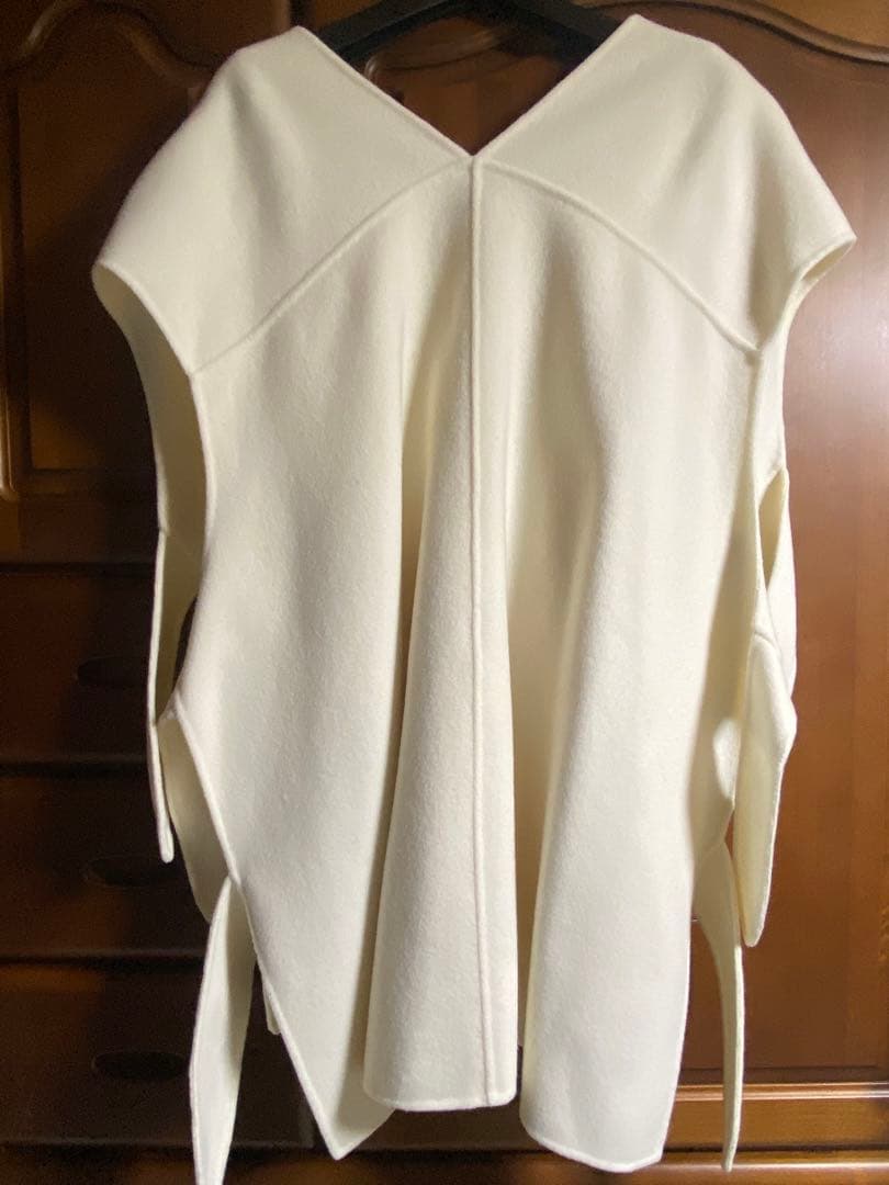 HEVE リボンウールジレ　ホワイト