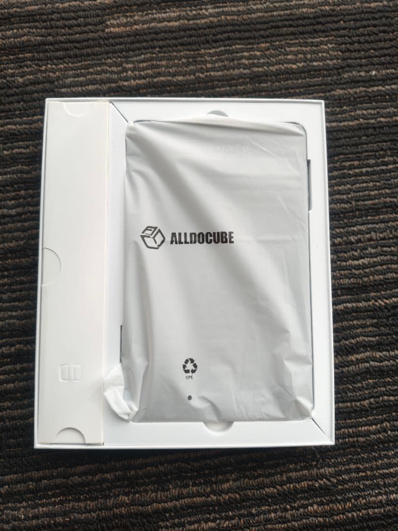 ALLODOCUBE iplay60 mini Turbo　付属品未使用