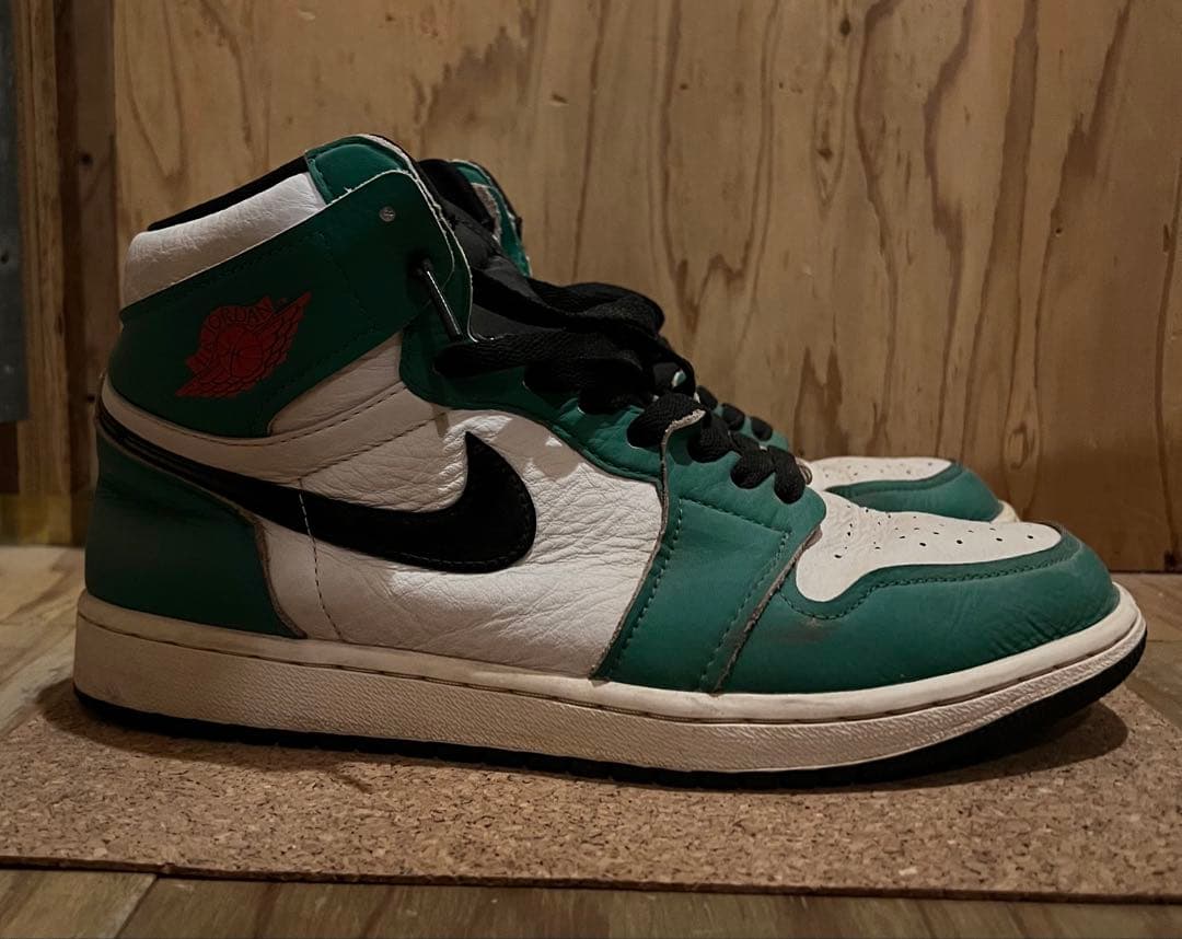 Nike Air Jordan 1 緑/白 ハイカットシューズ