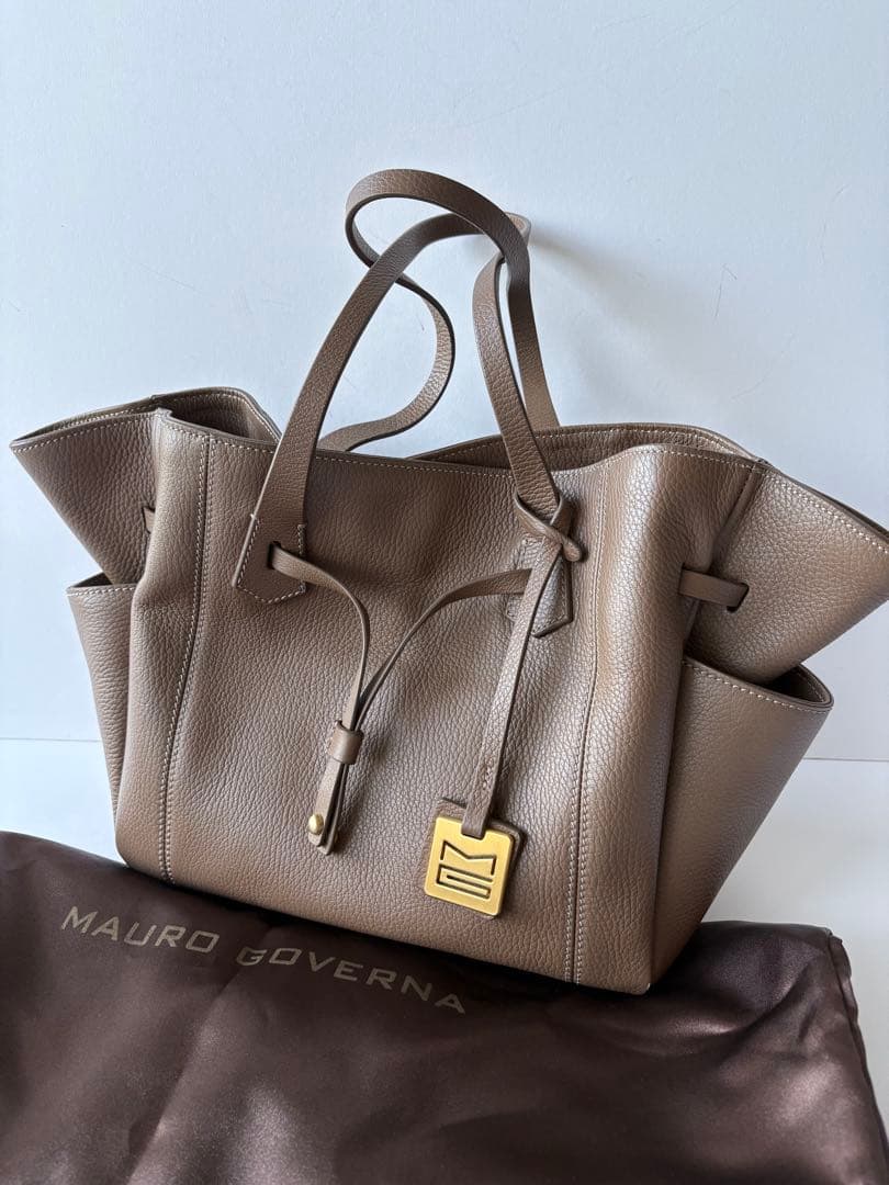 Mauro Governa. Italy . カーフスキンバッグ