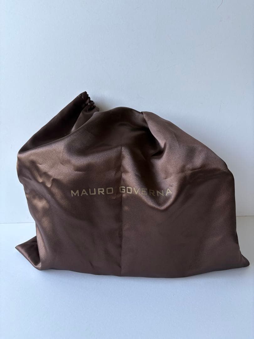 Mauro Governa. Italy . カーフスキンバッグ