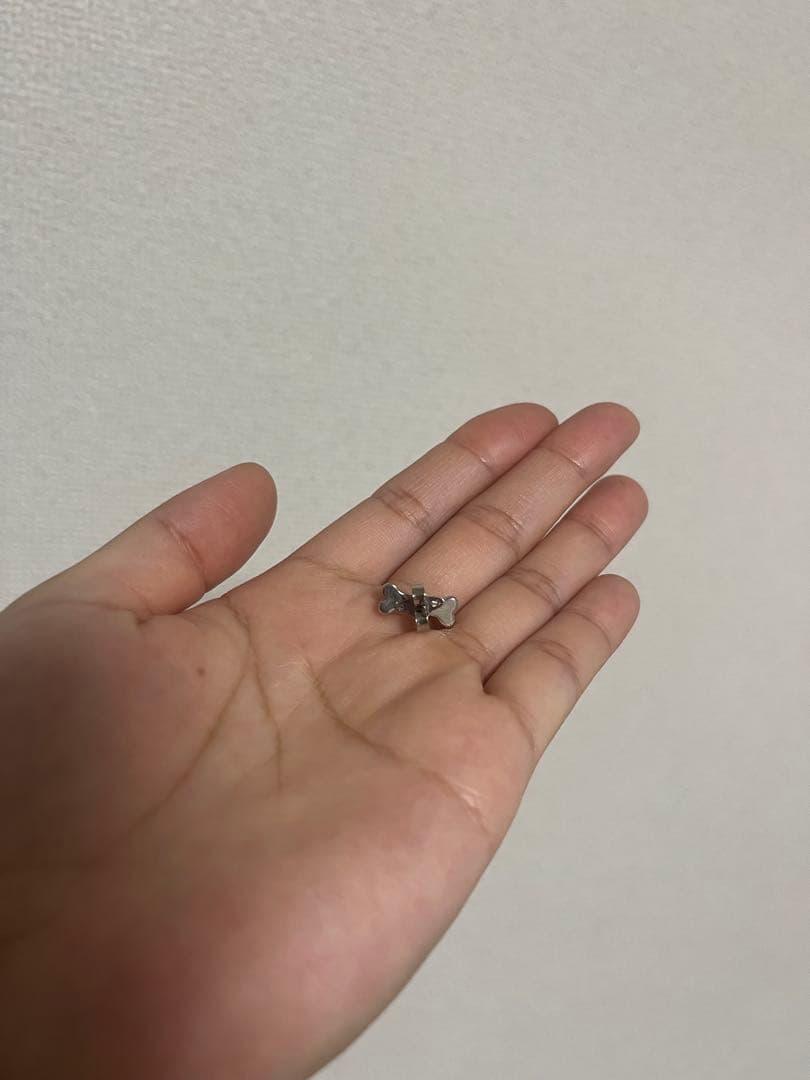 アクセサリー Vivienne Westwood OTHO SINGLE STUD