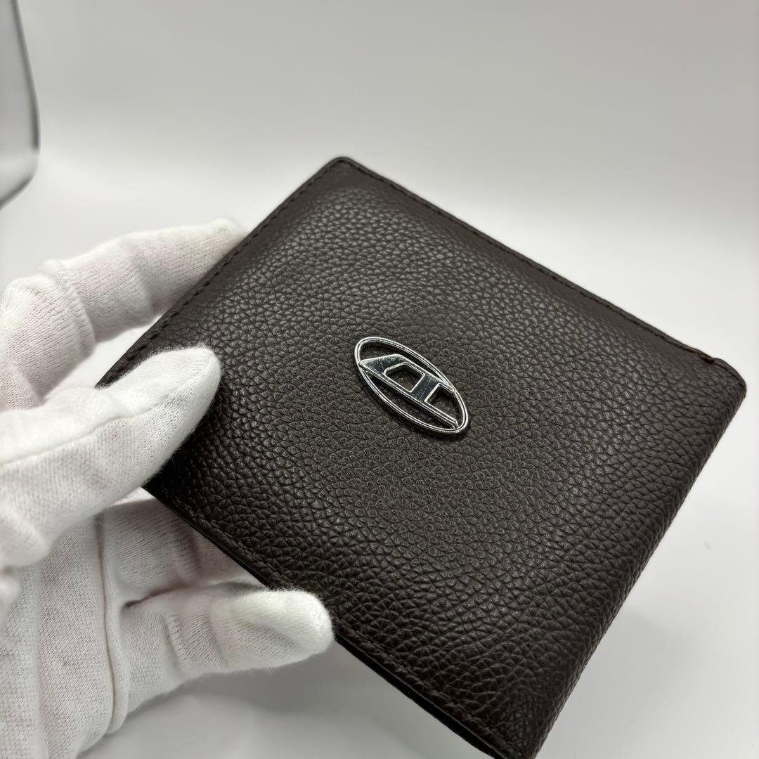 DIESEL 二つ折り財布　ブラウン x0844 レザー　Dロゴ　ダークブラウン