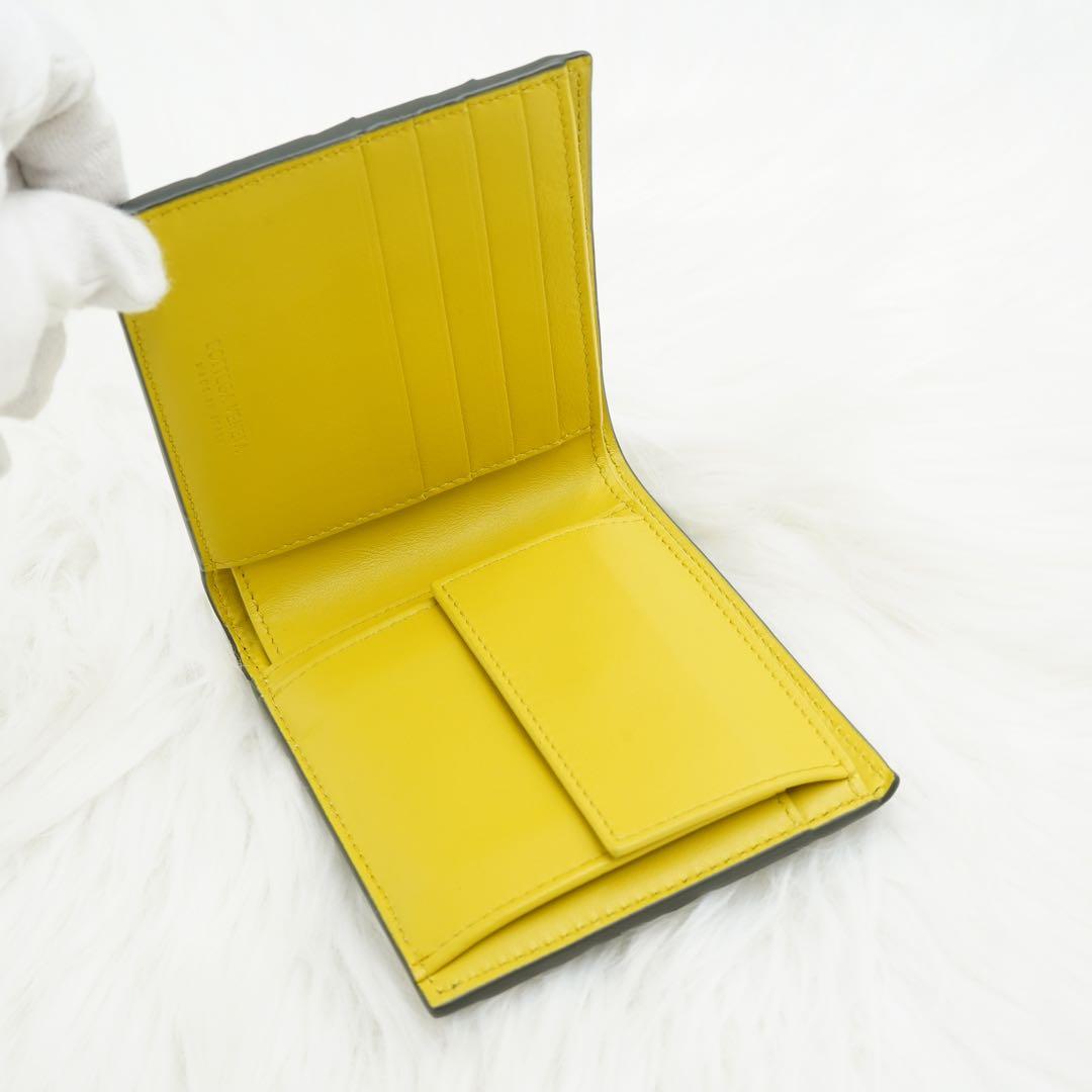 未使用品　箱付き　BOTTEGA VENETA 折り財布　イントレチャート　希少