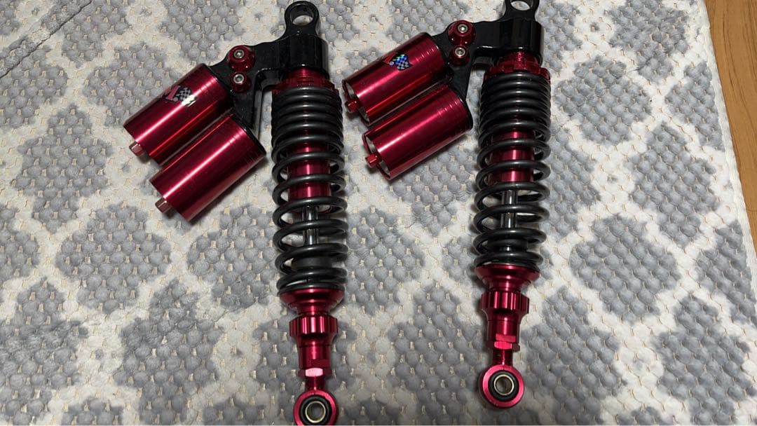 ワンズアンドエム　ツインタンクリアサス