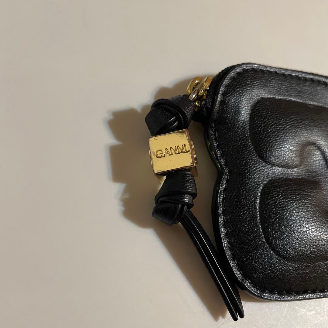 ＊GANNI Bou Compact Zipped Wallet Sparkle