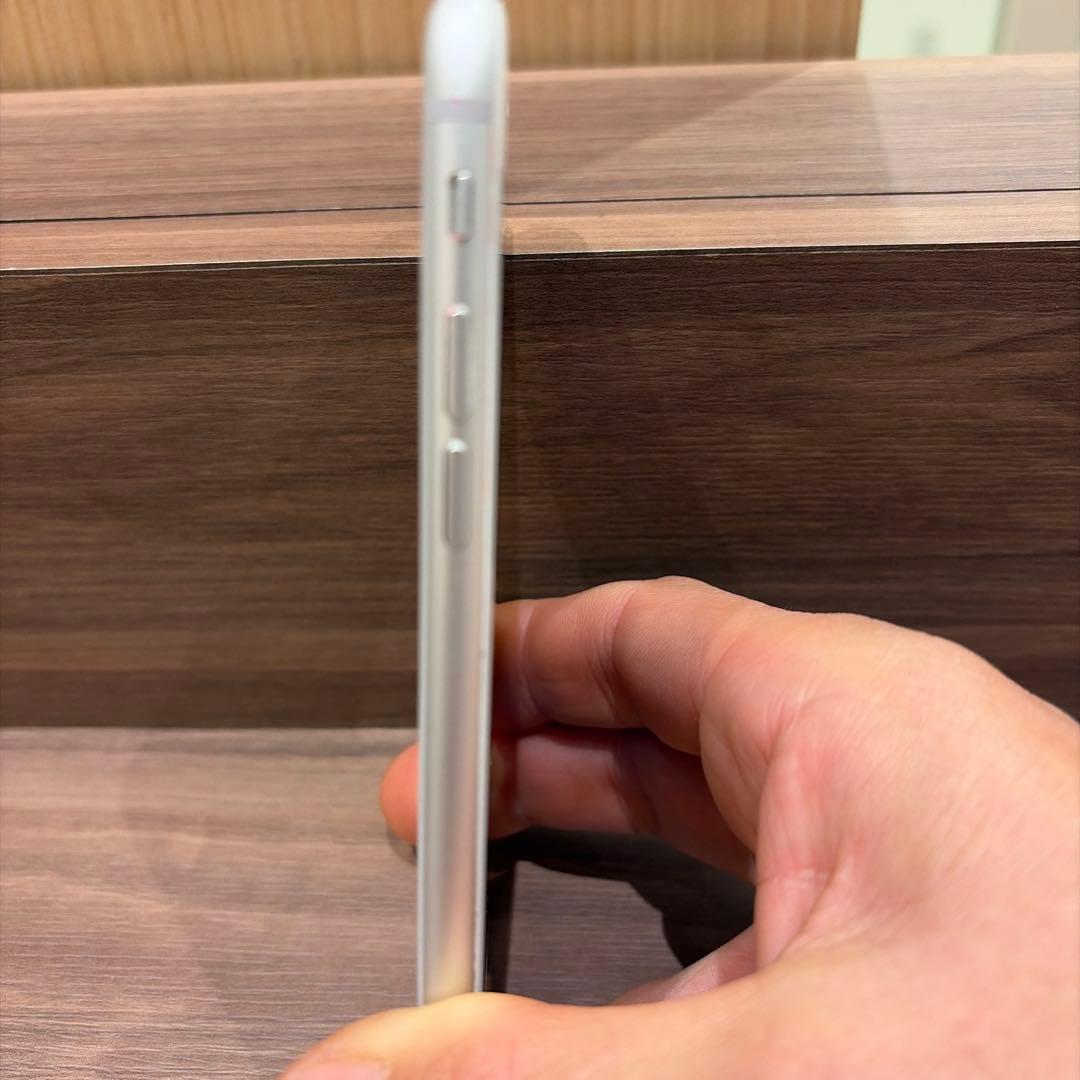 Apple iPhone シルバー 本体