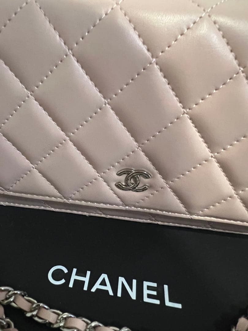 シャネル　CHANEL ノベルティ　チェーンウォレット　チェーンバッグ