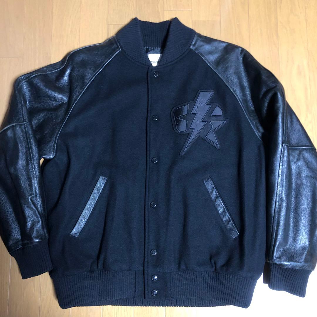 revolver スタジャン　ブラック × ブラック