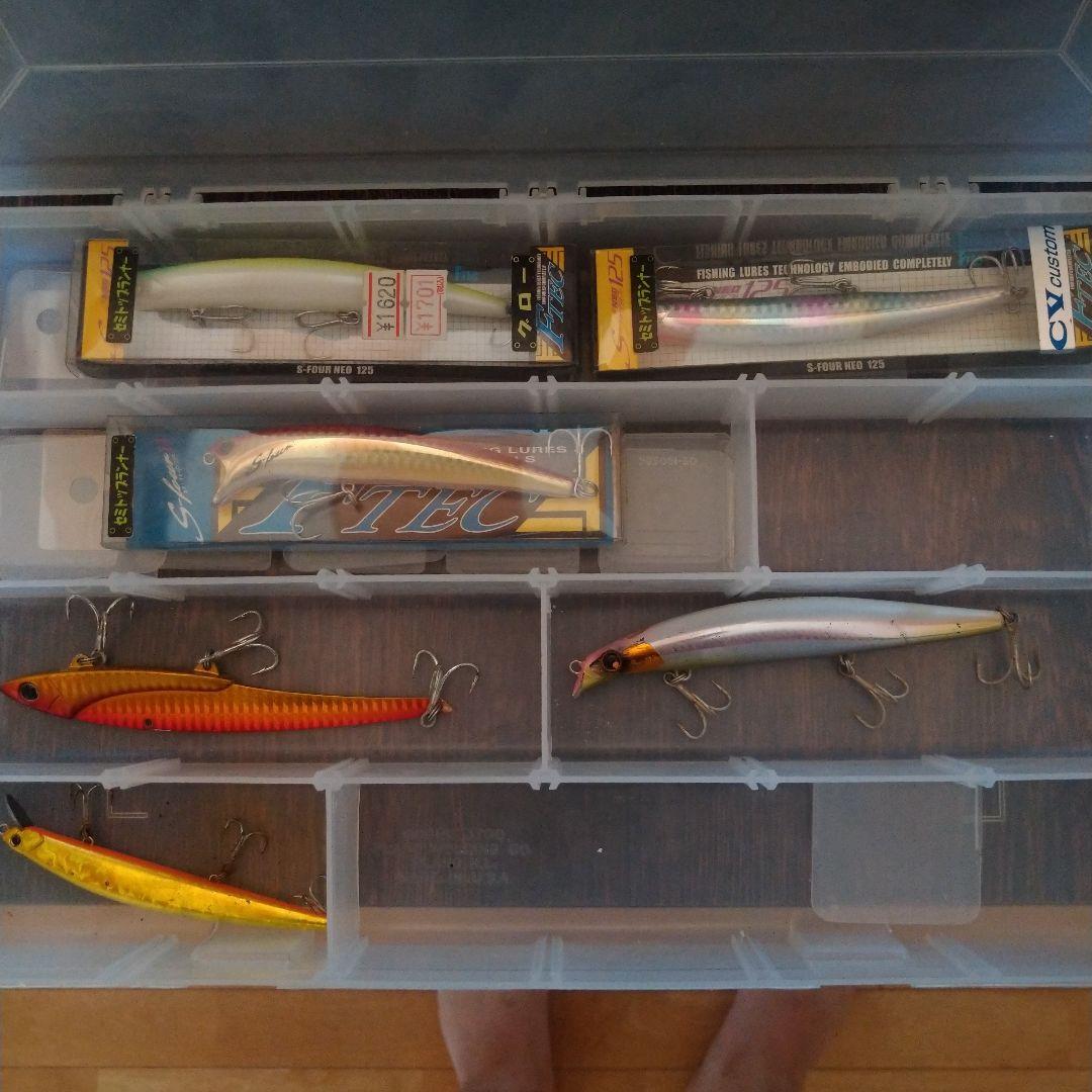 PLANOルアーBOX 　タックルボックス　ルアーセット　ルアーケース