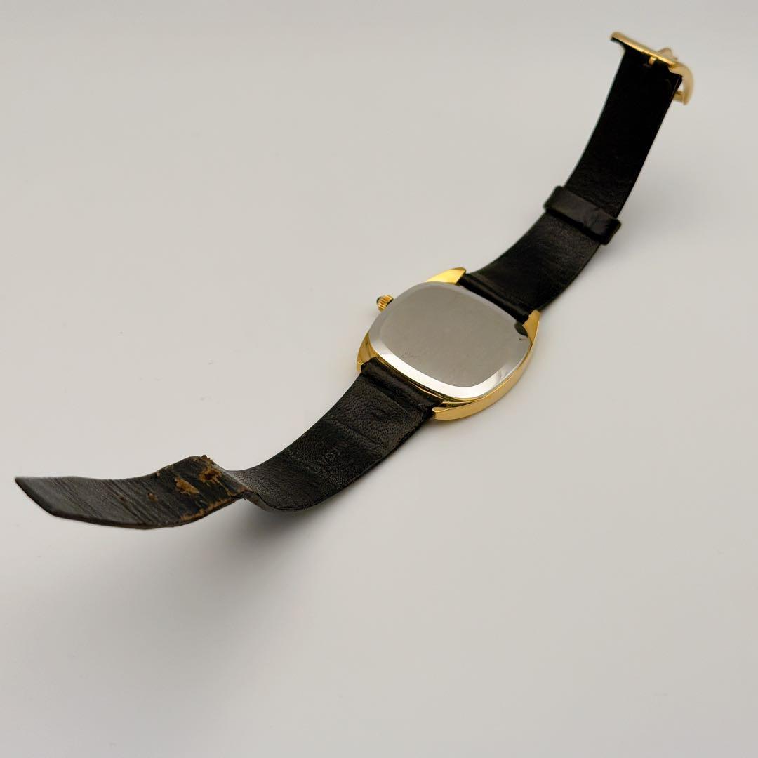 オメガ デビル 手巻き トノー ゴールド文字盤 腕時計　メンズ ビンテージ